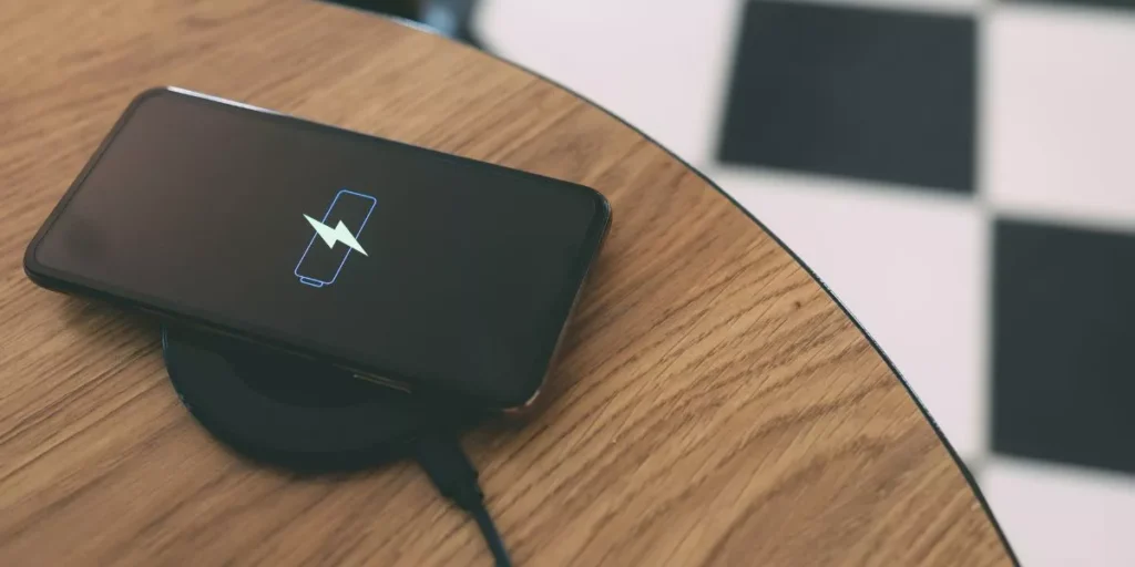 Are Wireless Charging Stations Worth the Investment in Your Office? Are Wireless Charging Stations Worth the Investment in Your Office?