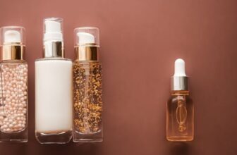 What Are the Key Ingredients to Look for in Anti-Aging Skincare Products?